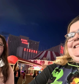 Ashley and her sister outside the Circus Circus hotel in Las Vegas